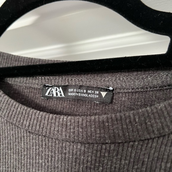 ZARA Gray Ribbed Ruched Mini Dress - Picture 3 of 3